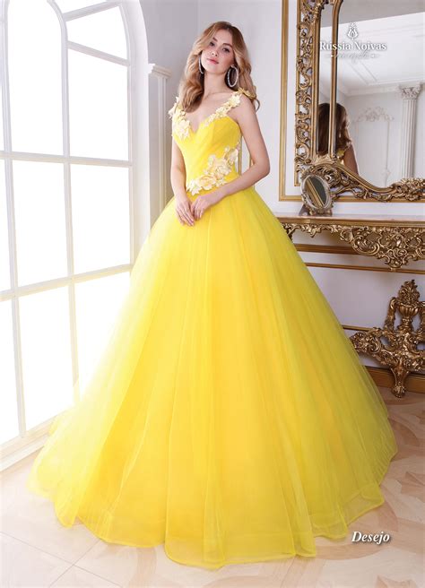 Vestido Princesa 15 Anos Debutante Ombro A Ombro Amarelo