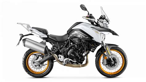 Benelli Presenta La Nuova TRK 720 2023