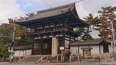 太秦広隆寺駅 京とらん