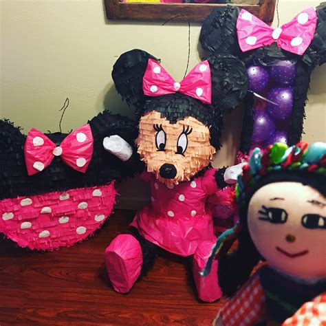 Minnie Mouse Pinata