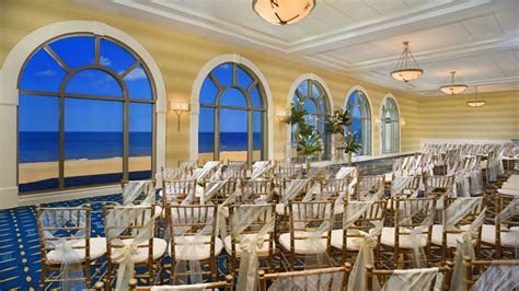 Virginia Beach Wedding Venues | Sheraton Virginia Beach Oceanfront Hotel