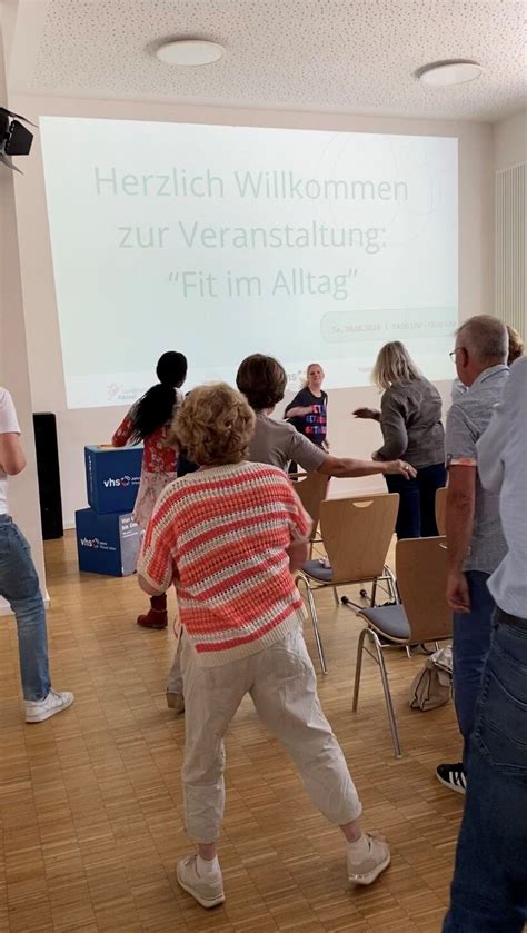 Gesundheitstag lockte mit Bewegung Ernährung und Wellness Landkreis