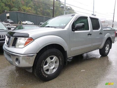 2005 Nissan Frontier SE Crew Cab 4x4 Exterior Photos GTCarLot