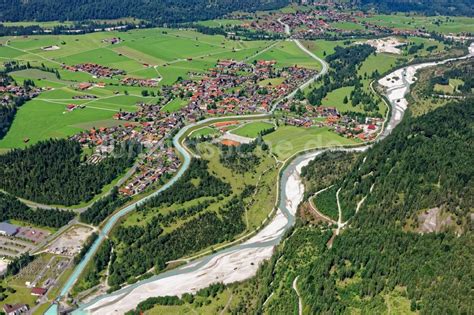 Kr N Von Oben Isarwehr Kr N Und Wallgau Am Verlauf Von Isar Und