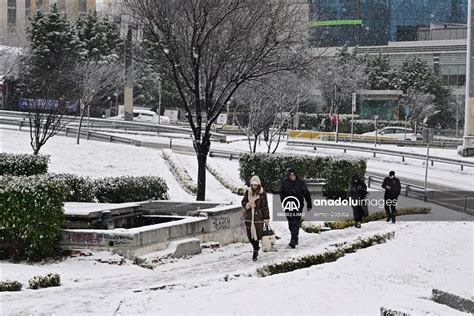 İstanbul da kar yağışı etkili oluyor