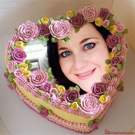 Flower Cream Heart Birthday Cake For Love With Photo Frames Heart