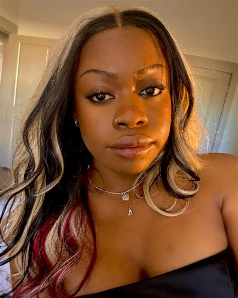 Alexa Payne Lingerie