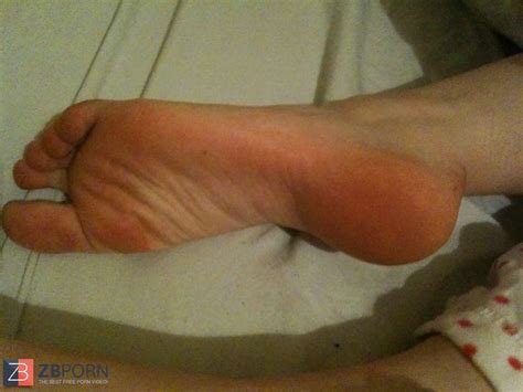 More Feet ZB Porn