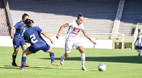 Guerreirinhas Gren S Enfrentam O Am Rica Pelo Brasileir O Feminino Sub