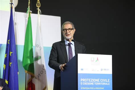 Ministro Per La Protezione Civile E Le Politiche Del Mare