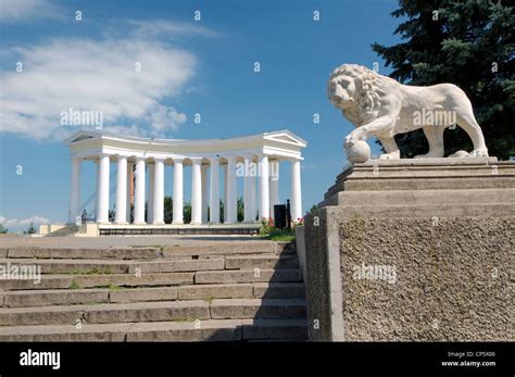 Colonnade Colonnades Column Columns Hi Res Stock Photography And Images