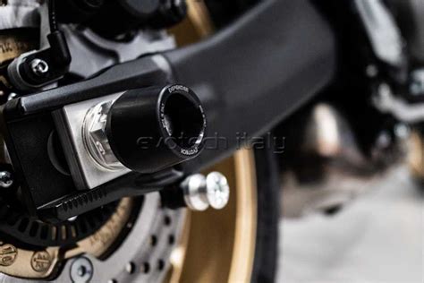 Protector Eje Trasero Yamaha MT 09 SP 21 23 MT 09 Tracer 23 XSR 900