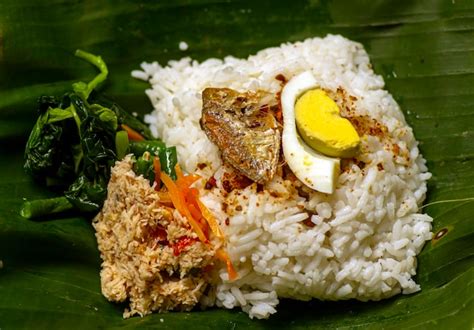 Sego Wiwit Una Comida Tradicional De Java Central Indonesia Foto Premium