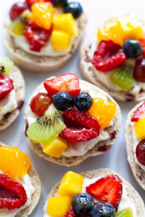 Mini Fruit Pizza Foodtasia