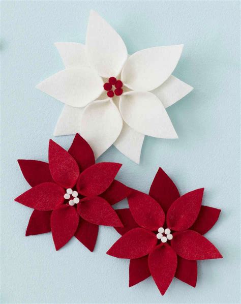 Easy Diy Felt Poinsettia Christmas Ornament Better Homes Gardens