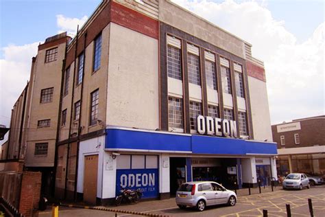 ODEON South Woodford movie showtimes in London