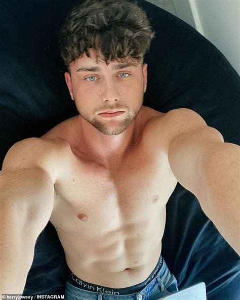 Too Hot To Handle Star Harry Jowsey Reveals How Much He Makes On