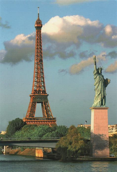 Statue Of Liberty Paris Location Paris The Eiffel Tower And