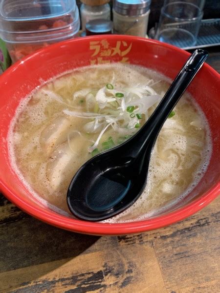 『とんこつラーメン』ラーメン海鳴のレビュー ラーメンデータベース