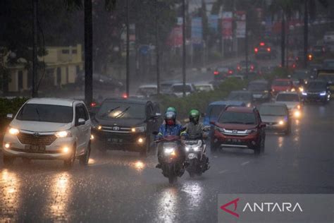 Bmkg Prakirakan Hujan Akan Turun Di Sejumlah Kota Besar Di Indonesia