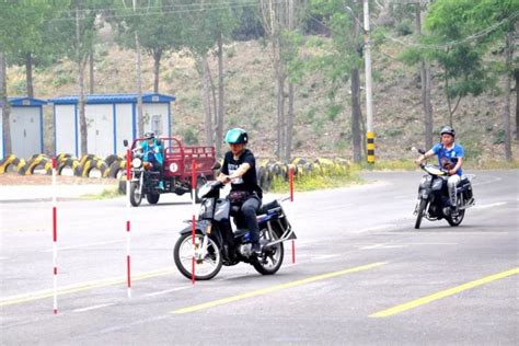 重庆摩托车驾校摩托车驾照怎么考在哪里报名 重庆田野摩托车驾校欢迎您