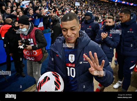 Coupe du monde qatar mbappé hi res stock photography and images Alamy