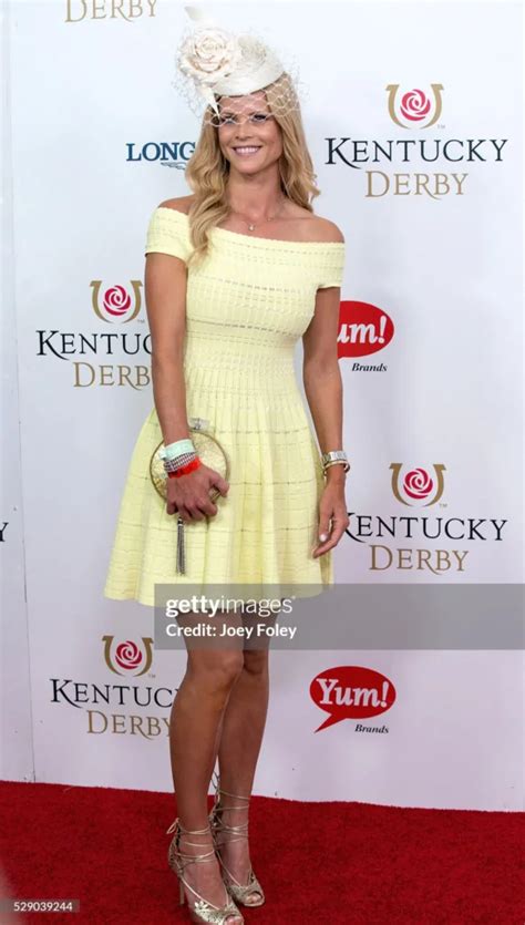 50 Elin Nordegren Hot And Sexy Bikini Pictures Livinlavidalowcarb