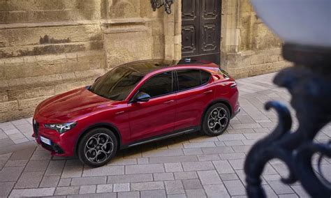 Review: Alfa Romeo Stelvio Veloce