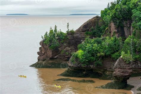 Bay of Fundy 26352161 Stock Photo at Vecteezy