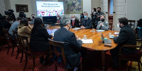 Presidente De La República Gabriel Boric Font Encabeza Reunión De