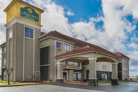 La Quinta Inn & Suites by Wyndham Canton MS | Canton, MS Hotels