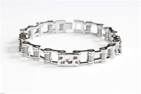 Stupisci Il Tuo Uomo Con Un Bracciale In Argento Mens Bracelet Chain