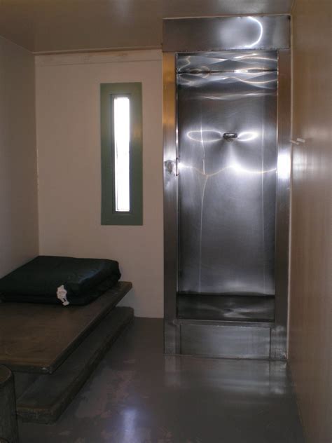 Photos of maximum-security prisons in Norway and the US reveal the