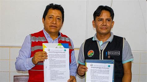 Ugel Y Red De Salud Puerto Inca Formalizan Convenio Para Atender A