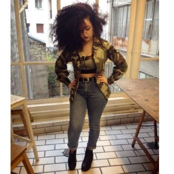 Shera Kerienski Nude Celebrities Forum FamousBoard