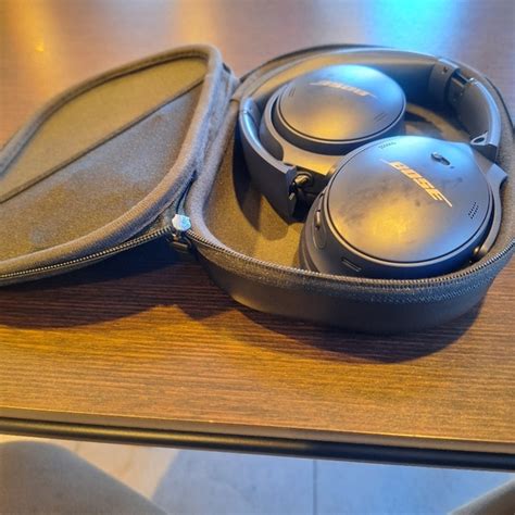 Bose Headphones Bose Quiet Comfort Headphones Poshmark