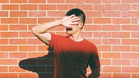Am I Insecure? 10 Signs and How to Build Confidence - Hunter Games Magazine