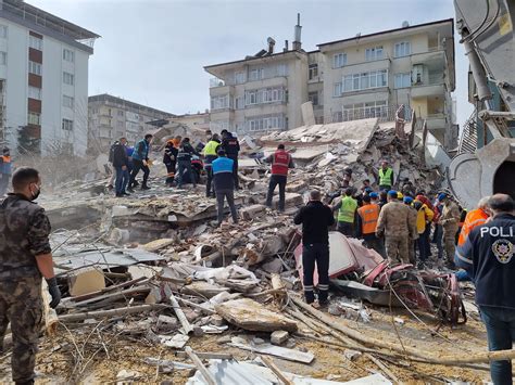 Un Nuevo Terremoto En El Sureste De Turqu A Causa Un Muerto Y