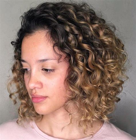 50 Curly Bob Hairstyles For Flattering Modern Looks Hair Adviser Curly Hair Styles Bob