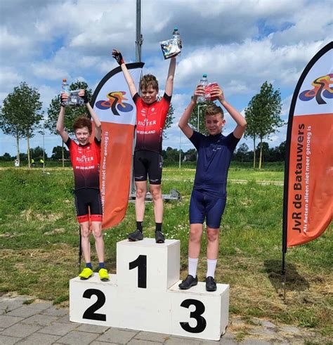 Jeugdleden Op Het Podium In Tiel Twc T Verzetje