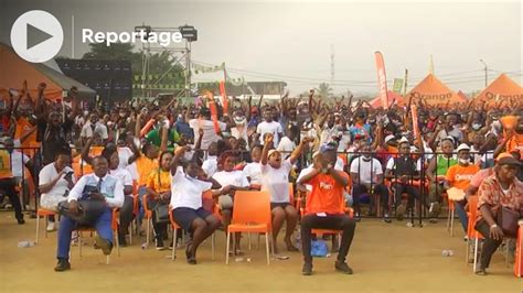 Ambiance De Folie à Abidjan Après La Victoire écrasante Des Eléphants