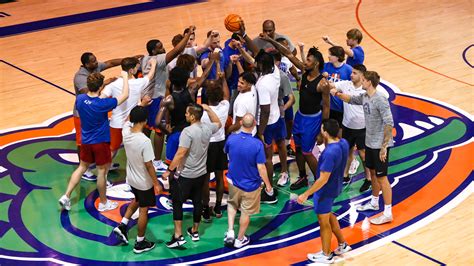 Gators Mens Basketball Releases Full 2022 Schedule Espn 981 Fm 850 Am Wruf