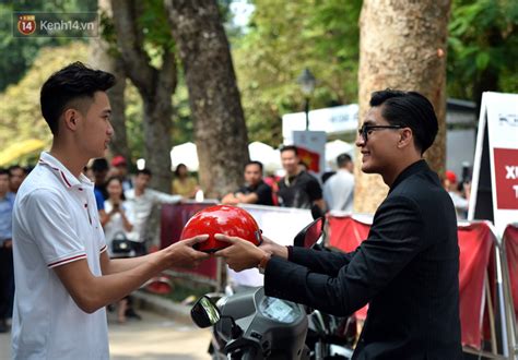 Nhiều sao hot girl hot boy hào hứng rủ nhau tới ngắm nghía và đi thử xe VinFast