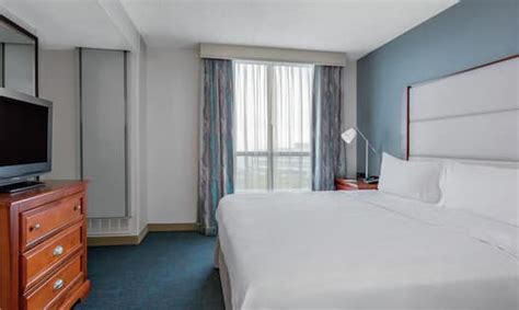 Homewood Suites Seattle Downtown – All-Suite Hotel