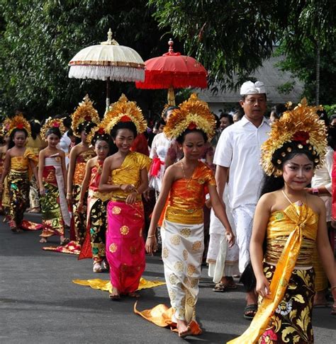 Mengapa Bali Menjadi Destinasi Wisata Mancanegara Yang Terkenal Ujian