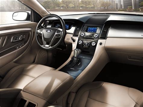 2014 Ford Taurus: 48 Interior Photos | U.S. News