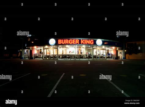 Burger King At Night Hi Res Stock Photography And Images Alamy