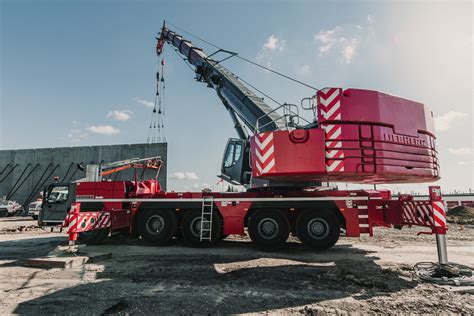 Job Story Canadian Company Eagle Builders Added To Its Fleet The New