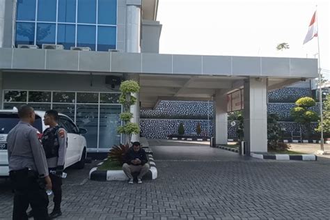 KPK Geledah Kantor BPK Perwakilan Papua Barat Di Manokwari Wahana News