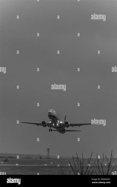 Ryanair Taking Off From Leeds Bradford Airport Stock Photo Alamy